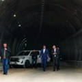 Predsednik Vučić se vraća na dužnost