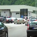 Ako idete kolima u crnu goru, budite spremi Na Gostunu, se čeka 2 sata, automobili mile, u koloni i veliki broj kamiona