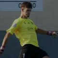 Nesreća na fudbalskom terenu: Preminuo španski fudbaler!