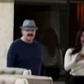 Uhvatili smo Harisa nakon što je Melina prošetala novog verenika milionera: Pevač napustio Beograd, evo gde je