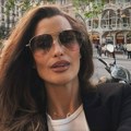"Ćerka užas živi, ne daj bože nikome, a sin nema Instagram" Poznata Srpkinja ostala sama sa troje dece, a sad pokazala…
