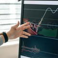 Zatišje na Volstritu: akcije miruju, investitori prate cene nafte