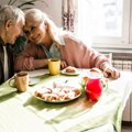Isplata počinje danas Penzioneri pripremite novčanike evo kome prvo ležu penzije na račune