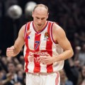Zvanično - decenija Dejana Davidovca u Zvezdi