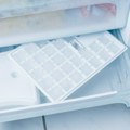 Ako vam led iz frižidera miriše čudno, u ovome grešite