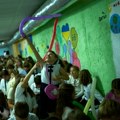 Prvog dana škole deca u podzemnim skloništima u ​​Kijevu zbog ruskih raketnih napada