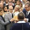 Вучић се обратио током прославе Свете Петке: "Славу дочекујемо у нелаким условима, морамо бити усправни"