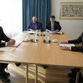 Vučić i Kurti sa predstavnicima EU: Završen trilateralni sastanak u Briselu /video/