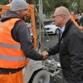 Vesić: Gradimo i obnavljamo više nego ikad - Ove godine ugrađeno tri puta više asfalta nego 2013.