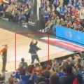 Isplivali snimci sramnog ponašanja Atamana! Čovek je definitivno najgori gubitnik u istoriji sporta: Rugali mu se navijači…