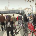 Novosađani blokirali autobusku stanicu u znak podrške autporevozniku Jaćimoviću
