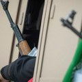 Jeziv prizor u prenosu uživo na iranskoj televiziji: Izvadio kalašnjikov, napunio ga, pa zapucao