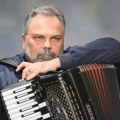 Dragan Jurić Jurke: Harmonikaš koji je kafanske priče, Srem i život pretvorio u knjige