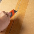Šok u poznatoj fabrici u Evropi! Umesto delova za avione u paketu pronašli - ljudske ostatke