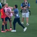 Isplivao snimak koji otkriva veliki skandal! Ovo nije bilo u TV prenosu - legenda Argentine prišla Olmu i udarila ga pesnicom!