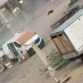 (Uznemirujući snimak) Dron pratio prodavca oko vozila, a onda se zabio u njega i eksplodirao: 30 sekundi agonije