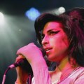 Албум "Бацк То Блацк" Ејми Вајнхаус добија посебно издање 20 година након првог објављивања