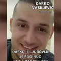 Darko se slikao s konjem, koji kao da predoseća nesreću, prislonio je glavu uz njegovu: Ubrzo je Darko poginuo