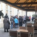 IZBORI 2026 UŽIVO. GUŽVE NA BIRAČKIM MESTIMA U SREMSKOJ MITROVICI: Građani od jutros čekaju u redovima da glasaju