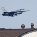 Данска почела са обуком осам украјинских пилота за авионе Ф-16