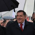 Додик се захвалио Вучићу и Брнабић на донацији од милион евра