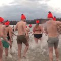 Skok u hladno Severno more – holandska novogodišnja tradicija