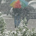 Kiša se pretvara U sneg U ovim delovima Srbije Oglasio se RHMZ: Toplo do Božića, a onda ledara