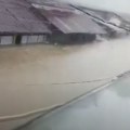 Ulice pretvorene u reke, žrtve se broje Apokaliptične posledice oluje, vetar nosio sve pred sobom (VIDEO)
