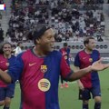 VIDEO Ronaldinjo ne izgleda isto, ali je magija tu: Pogledajte gol iz slobodnjaka zbog kog su se bunili Sedorf i Figo