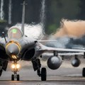 Francuska spremna za Dan Bastilje: 65 aviona i 28 helikoptera nad Jelisejskim poljima