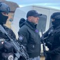 "Blic" saznaje! U toku velika akcije policije Zaplenjeno pet tona droge i oružje: Očekuje se dolazak Dačića na lice mesta