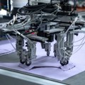 Odeća bez šivenja postaje stvarnost: Roboti prave vašu garderobu!