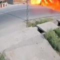 Srušio se vojni avion u Pakistanu! Piloti poginuli, nadzorna kamera zabeležila stravičan trenutak udara (video)