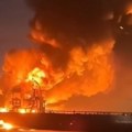 (Video) Eksplodirao tanker blizu Omana! Brod u plamenu: Incident nakon što je Iran saopštio da je nadomak dogovora o Ormuzu