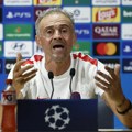 Voli čovek dobru metaforu – Luis Enrike pričao o vozačkoj dozvoli