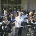 Predsedništvo Srbije nije ispunilo obećanje: Radnici Apoteka Beograd juče nisu primili 16 zaostalih plata