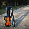 Skupocena violina je nestala dok je muzičar bio na groblju, pronađena je mesec i po dana kasnije