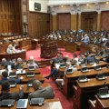 Poslanici Skupštine Srbije i danas o smeni Bratislava Gašića