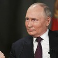 Taker Karlson objavio intervju sa Vladimirom Putinom: Ruski predsednik govorio o ratu u Ukrajini, kao i o odnosima sa SAD i…