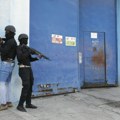 Brutalno nasilje u haitiju Kanada započela evakuaciju svojih građana