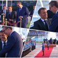 Pogledajte kako je izgledao doček Makrona u Beogradu: Vojne počasti i intoniranje himni, Vučić ga svečano dočekao (video…