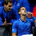 Federer: Novak je favorit na Australijan openu