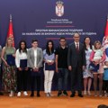 Uručeno 35 rešenja o bespovratnima sredstvima za najbolje biznis ideje mladih u Srbiji