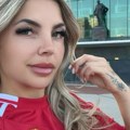 Navijačicu Junajteda nisu pustili na stadion, jer je gola došla na derbi sa Arsenalom