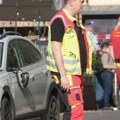 Prve fotografije horora u Nemačkoj: Na licu mesta veliki broj policajaca i vozila hitne pomoći