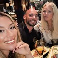 "Tea, ti si prelepa, ali tvoja majka..." Majka Tee Tairović proslavila rođendan! Pevačica objavila fotografije sa večere…