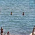 Čitaoci javljaju: Srbi otvorili sezonu kupanja u Grčkoj