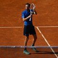 Medvedev prvi do osmine finala u Rimu