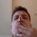 Kakav snimak - da se naježiš! Bogdan uz kafu i cigaru poželeo Teu sreću u penziji, a tu su i Jokić i Novak! Miloš im ovo…