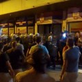 Dvoje novinara povređeno na protestu u Novom Sadu